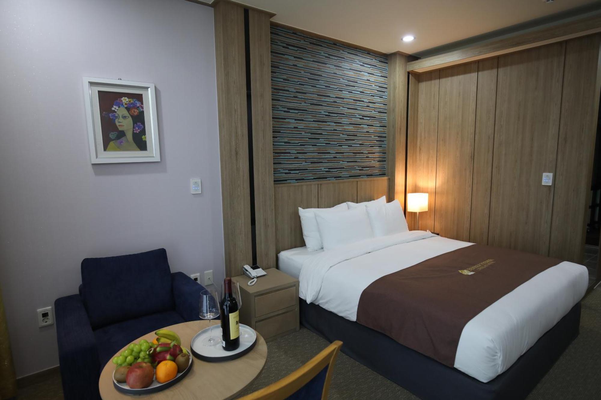 Benikea Hotel Seosan Bagian luar foto