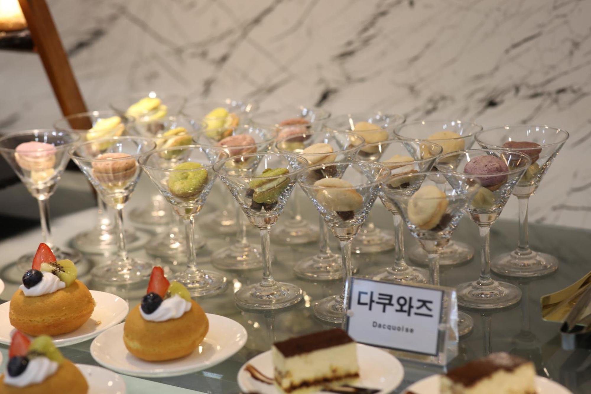 Benikea Hotel Seosan Bagian luar foto